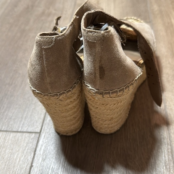 Marc Fisher LTD Alita Platform Wedge Espadrille
Sandal - Picture 11 of 16